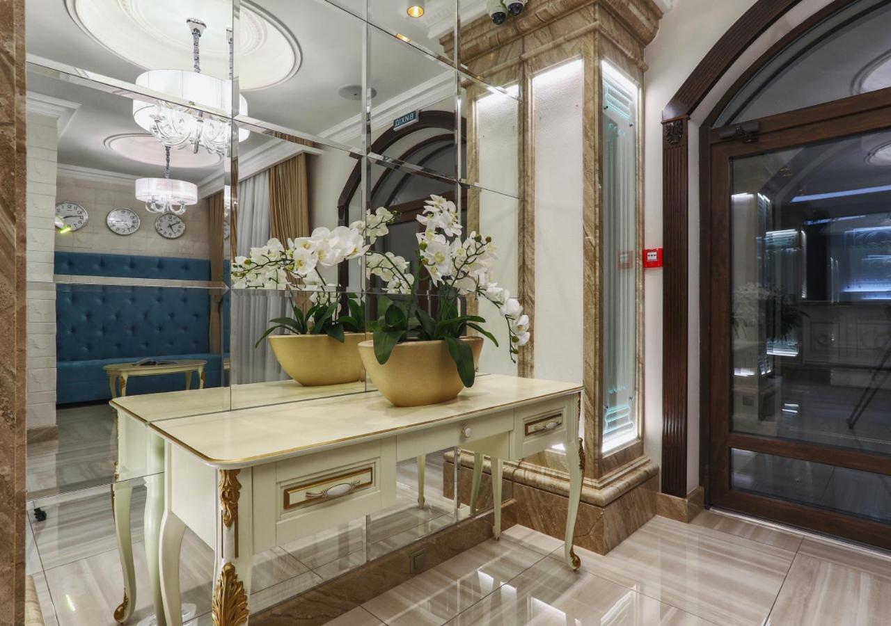 Hotel Fenix Town à Vinnytsia Extérieur photo